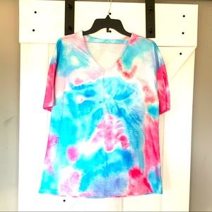 Women’s Blue and Pink Tie Dye Open V-neck Short Sleeve Top XL